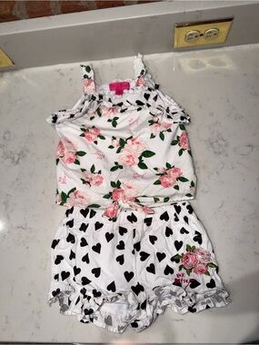 Betsey Johnson White Floral Tank & Heart-Print Shorts Set with Pink Roses